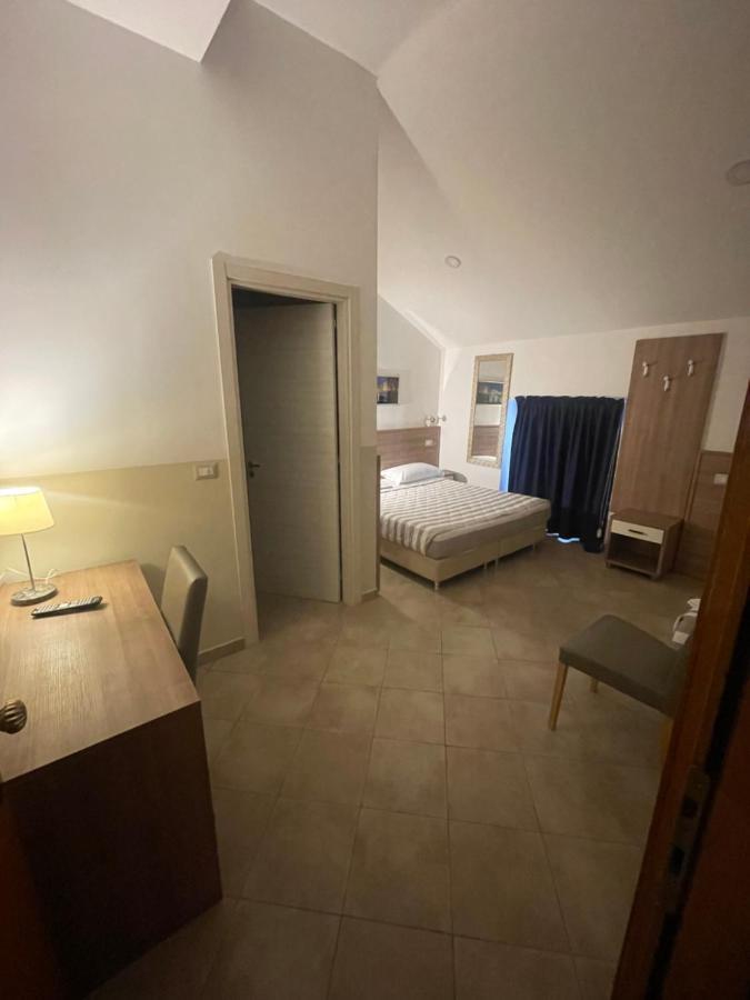 Hotel Montecarlo Μιλάνο Εξωτερικό φωτογραφία