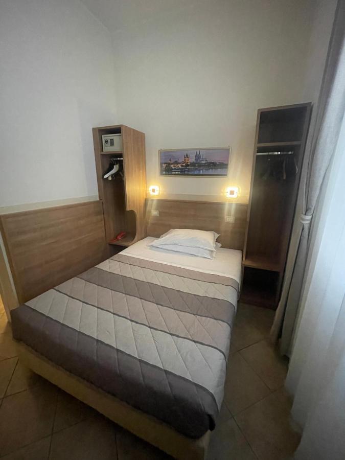 Hotel Montecarlo Μιλάνο Εξωτερικό φωτογραφία