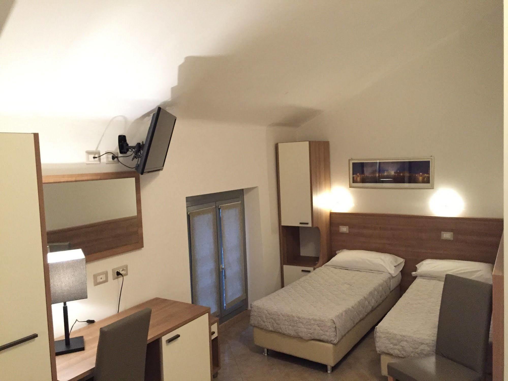 Hotel Montecarlo Μιλάνο Εξωτερικό φωτογραφία