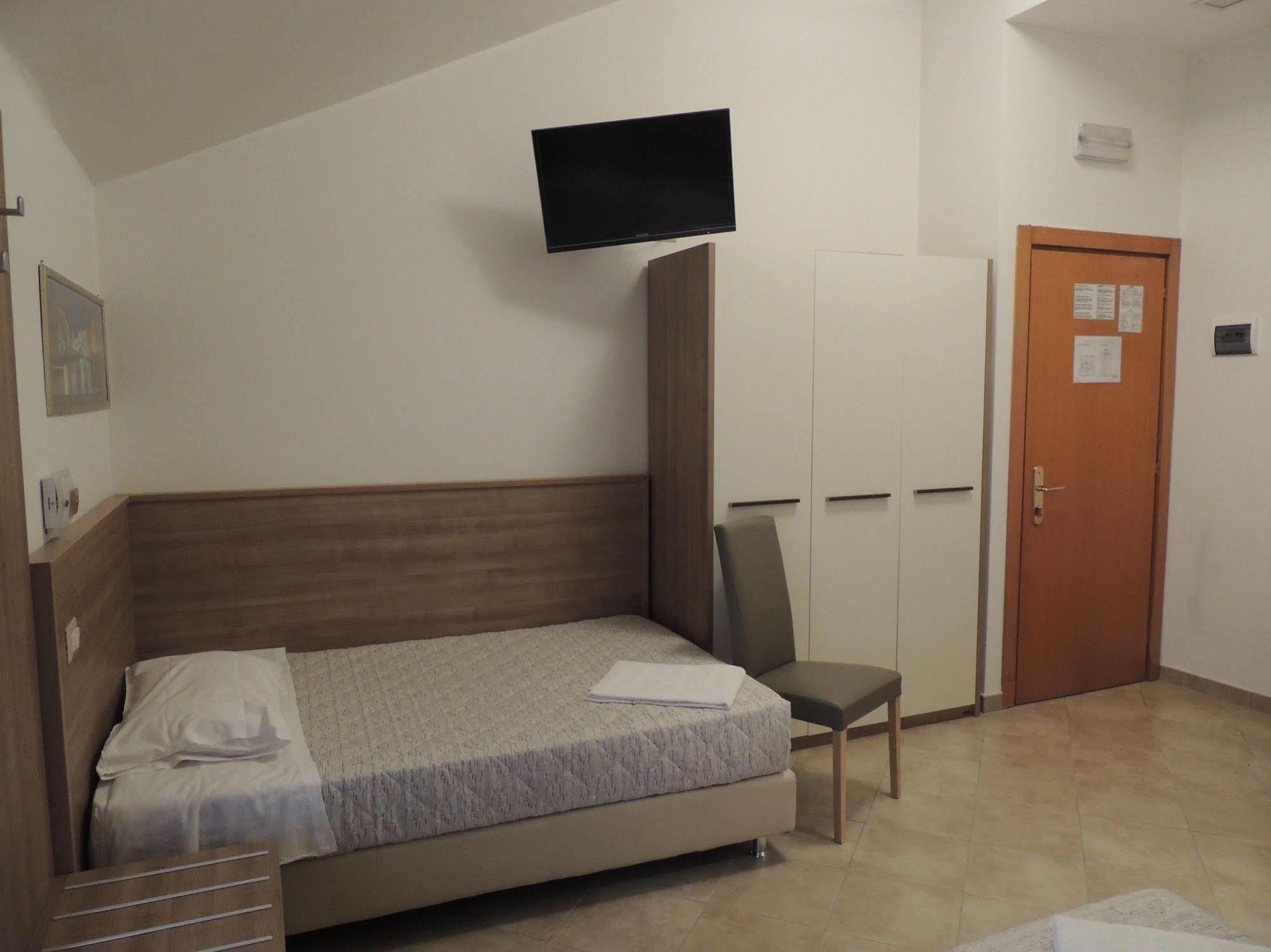 Hotel Montecarlo Μιλάνο Εξωτερικό φωτογραφία