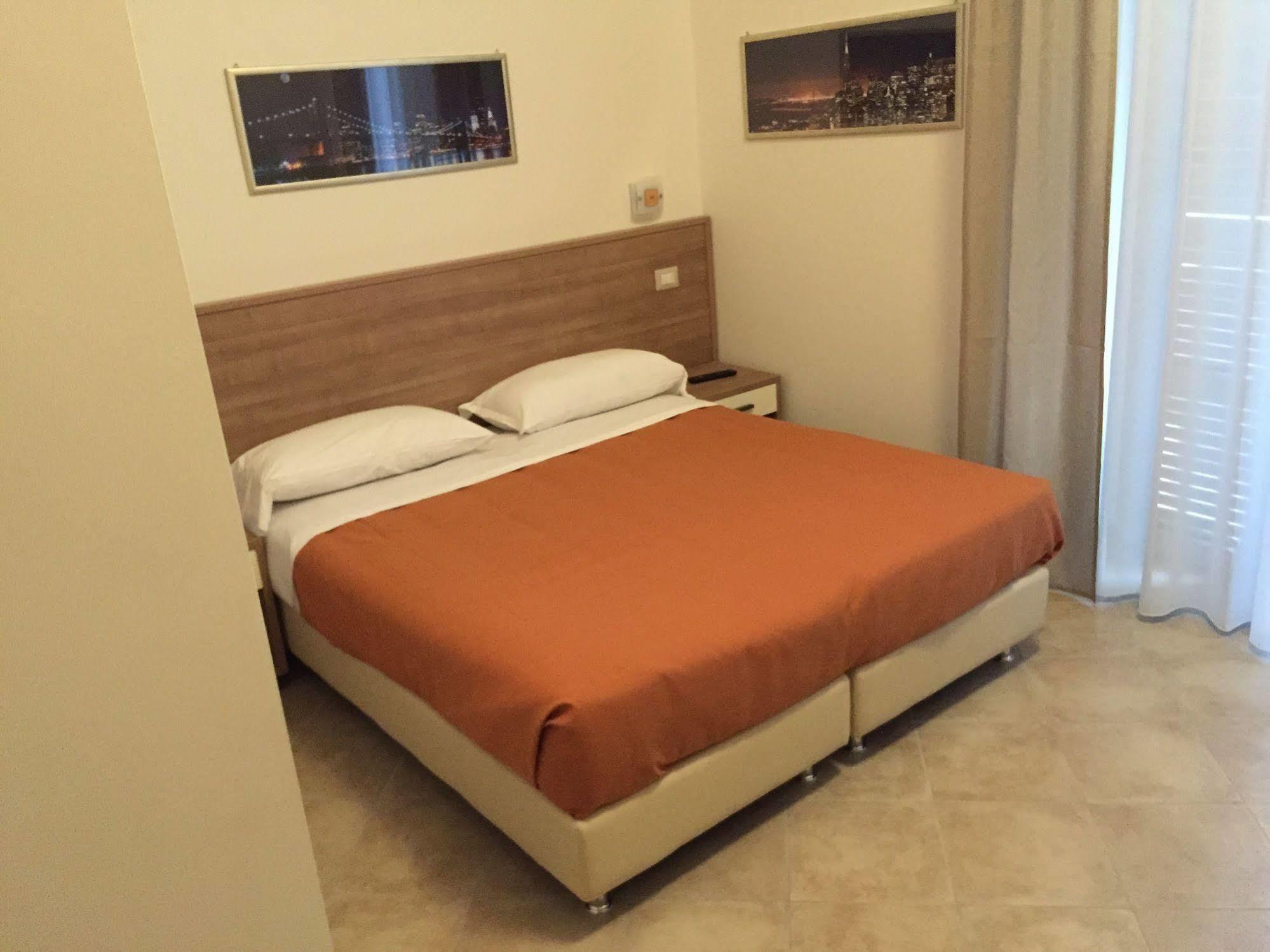 Hotel Montecarlo Μιλάνο Εξωτερικό φωτογραφία